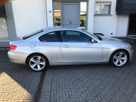 VERKOCHT  BMW 320 COUPE X-DRIVE / 4*4 / LEDER / NAVIGATIE / AUTOMAAT / GEKEURD VOOR VERKOOP