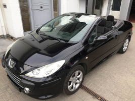 VERKOCHT  PEUGEOT 307 CABRIOLET 2,0 BENZINE / DIGITALE AIRCO / ALU VELGEN / GEKEURD VOOR VERKOOP