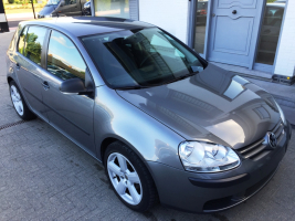 VERKOCHT  VOLKSWAGEN GOLF 5 1,9TDI * 17&quot; VELGEN * NAVIGATIE + KLEURSCHERM * 5 DEURS * TREKHAAK * GEKEURD * GARANTIE