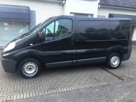 VERKOCHT  RENAULT TRAFIC 2,0 DCI SLECHTS 65653 KM