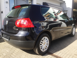 VERKOCHT  VOLKSWAGEN GOLF 5 1,9 TDI GEKEURD