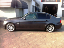 VERKOCHT  BMW 320 D * ALU VELGEN * SPOTUITLAAT * GEKEURD * GARANTIE