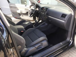 VERKOCHT  VOLKSWAGEN GOLF 5 1,9 TDI GEKEURD