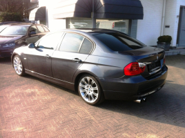 VERKOCHT  BMW 320 D * ALU VELGEN * SPOTUITLAAT * GEKEURD * GARANTIE