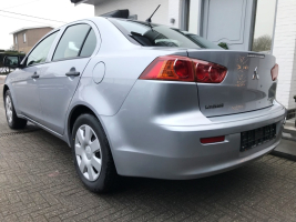 VERKOCHT  MITSUBISHI LANCER BENZINE  12/10/2011  69215 KM GEKEURD + GARANTIE