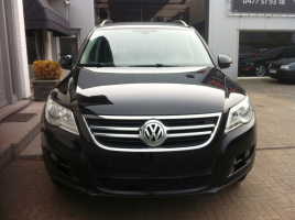 VERKOCHT VOLKSWAGEN TIGUAN * LEDER * NAVIGATIE * ALU * ENKEL VOOR HANDELAAR