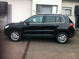 VERKOCHT VOLKSWAGEN TIGUAN * LEDER * NAVIGATIE * ALU * ENKEL VOOR HANDELAAR