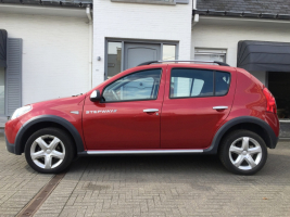 VERKOCHT  DACIA SANDERO STEPWAY 1,5 DCI GEKEURD