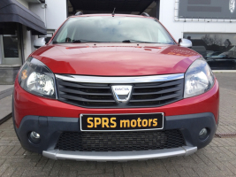 VERKOCHT  DACIA SANDERO STEPWAY 1,5 DCI GEKEURD