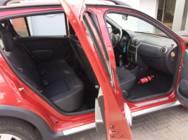 VERKOCHT  DACIA SANDERO STEPWAY 1,5 DCI GEKEURD