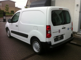 VERKOCHT  PEUGEOT PARTNER 1,6 HDI LICHTE VRACHT * GEKEURD * GARANTIE