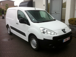 VERKOCHT  PEUGEOT PARTNER 1,6 HDI LICHTE VRACHT * GEKEURD * GARANTIE