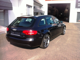 VERKOCHT  AUDI A4 2,0TDI AVANT  * DONKERGRIJS METAAL * ZWART LEDER * CRUISECONTROL * 19&quot; VELGEN * GEKEURD * GARANTIE