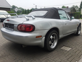 VERKOCHT  MAZDA MX5  MIATA 1600 BENZINE CABRIOLET + HARDTOP