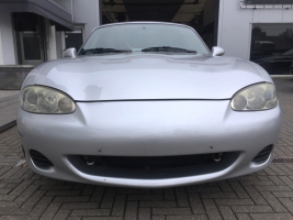 VERKOCHT  MAZDA MX5  MIATA 1600 BENZINE CABRIOLET + HARDTOP