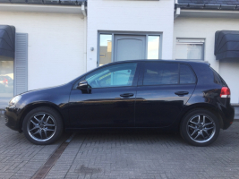 VERKOCHT VOLKSWAGEN GOLF 6 1400 BENZINE ZWART ALU PDC GEKEURD