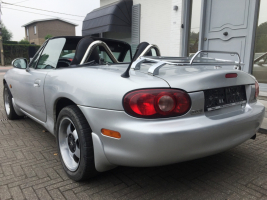 VERKOCHT  MAZDA MX5  MIATA 1600 BENZINE CABRIOLET + HARDTOP