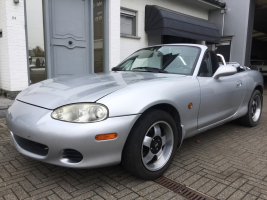 VERKOCHT  MAZDA MX5  MIATA 1600 BENZINE CABRIOLET + HARDTOP