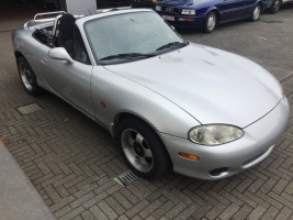 VERKOCHT  MAZDA MX5  MIATA 1600 BENZINE CABRIOLET + HARDTOP