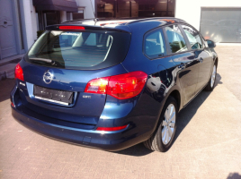 VERKOCHT  OPEL ASTRA 1,7CDTI * SPORTTOURER * BLAUW METAAL * CRUISECONTROL * PDC * SLECHTS 52960 KM * GEKEURD * GARANTIE