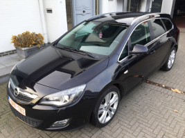 VERKOCHT  OPEL ASTRA SPORTTOURER 1,7CDTI * NAVIGATIE * DIGITALE AIRCO * ALU VELGEN * GEKEURD * GARANTIE