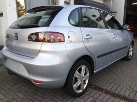 VERKOCHT  SEAT IBIZA 1,9 TDI * ZILVER METAAL * 5 DEURS * DIGITALE AIRCO * CRUISECONTROL * ALU VELGEN * GEKEURD * GARANTIE