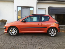 VERKOCHT  PEUGEOT 206 2,0 GTI * ALU VELGEN * 100 KW * GEKEURD * GARANTIE