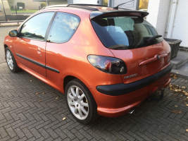 VERKOCHT  PEUGEOT 206 2,0 GTI * ALU VELGEN * 100 KW * GEKEURD * GARANTIE