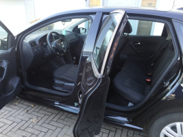 VERKOCHT  VOLKSWAGEN POLO MPI BENZINE * NAVIGATIE * DIGITALE AIRCO * SLECHTS 26488 KM * GEKEURD * GARANTIE