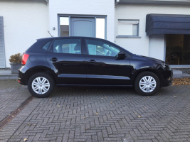 VERKOCHT  VOLKSWAGEN POLO MPI BENZINE * NAVIGATIE * DIGITALE AIRCO * SLECHTS 26488 KM * GEKEURD * GARANTIE