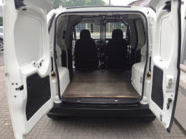 VERKOCHT  FIAT FIORINO 1,3 JTD  LICHTE VRACHTWAGEN / GEKEURD VOOR VERKOOP