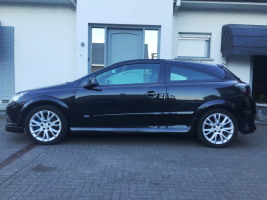 VERKOCHT OPEL ASTRA GTC OPC FULL OPTION LEDER NAVIGATIE ALU VELGEN