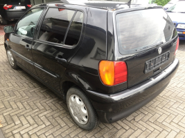 VERKOCHT VOLKSWAGEN POLO BENZINE AUTOMAAT