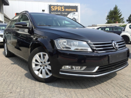 VERKOCHT VOLKSWAGEN PASSAT BREAK 1,6 TDI / ZWART METAAL / NAVIGATIE + KLEURSCHERM / CRUISECONTROL / ALU VELGEN / TREKHAAK / GEKEURD / GARANTIE 