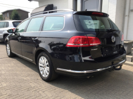 VERKOCHT VOLKSWAGEN PASSAT BREAK 1,6 TDI / ZWART METAAL / NAVIGATIE + KLEURSCHERM / CRUISECONTROL / ALU VELGEN / TREKHAAK / GEKEURD / GARANTIE 