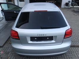 VERKOCHT  AUDI A3 1,6 TDI * ZILVER METAAL * CRUISECONTROL * NAVIGATIE * ALU VELGEN * GEKEURD * GARANTIE