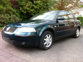 VERKOCHT VOLKSWAGEN PASSAT 1900 TD1 * GEKEURD * GARANTIE