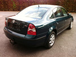 VERKOCHT VOLKSWAGEN PASSAT 1900 TD1 * GEKEURD * GARANTIE