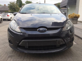 VERKOCHT  FORD FIESTA 1,6 TDCI * GRIJS METAAL * AIRCO * ALU *VELGEN * SCHADEWAGEN BESTEMD VOOR HANDELAAR *