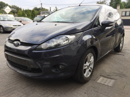 VERKOCHT  FORD FIESTA 1,6 TDCI * GRIJS METAAL * AIRCO * ALU *VELGEN * SCHADEWAGEN BESTEMD VOOR HANDELAAR *