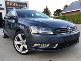 VERKOCHT  VOLKSWAGEN PASSAT 1,6 TDI * 20/04/2012 * 91083KM * NAVIGATIE MET KLEURSCHERM * PARKEERSENSOREN * AUTOMATISCHE AIRCO * CRUISECONTROL * GEKEURD * GARANTIE