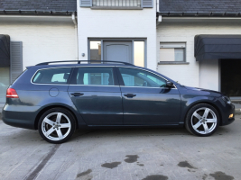 VERKOCHT  VOLKSWAGEN PASSAT 1,6 TDI * 20/04/2012 * 91083KM * NAVIGATIE MET KLEURSCHERM * PARKEERSENSOREN * AUTOMATISCHE AIRCO * CRUISECONTROL * GEKEURD * GARANTIE