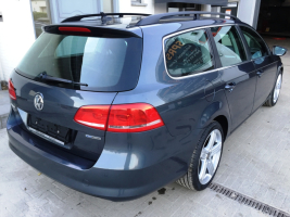 VERKOCHT  VOLKSWAGEN PASSAT 1,6 TDI * 20/04/2012 * 91083KM * NAVIGATIE MET KLEURSCHERM * PARKEERSENSOREN * AUTOMATISCHE AIRCO * CRUISECONTROL * GEKEURD * GARANTIE