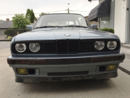 VERKOCHT BMW 325 I  * E30 * OPKNAPPER