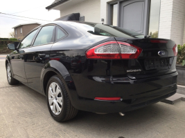 VERKOCHT  FORD MONDEO BENZINE * SLECHTS 26.677 KM !! * BJ 11/10/2011  *  PDC * ZWART METAAL * GEKEURD * GARANTIE