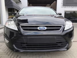 VERKOCHT  FORD MONDEO BENZINE * SLECHTS 26.677 KM !! * BJ 11/10/2011  *  PDC * ZWART METAAL * GEKEURD * GARANTIE