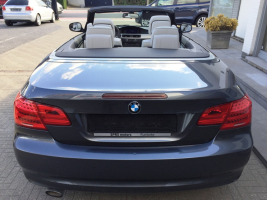 BMW 320 D CABRIOLET ** FULL OPTION ** LEDER / NAVIGATIE / XENON / AUTOMAAT / ALU VELGEN / CRUISECONTROL  / GEKEURD * GARANTIE