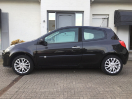 VERKOCHT RENAULT CLIO 03/10/2007 * SLECHTS 88118 KM * PANORAMISCH DAK * GEKEURD * GARANTIE