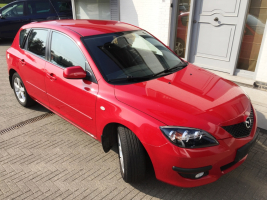 VERKOCHT  MAZDA 3 1,6 BENZINE MET SLECHTS 58895 KM !  * GEKEURD * GARANTIE