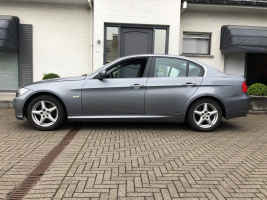 VERKOCHT  BMW 318 D  EURO 5  28/09/2009    96.643 KM